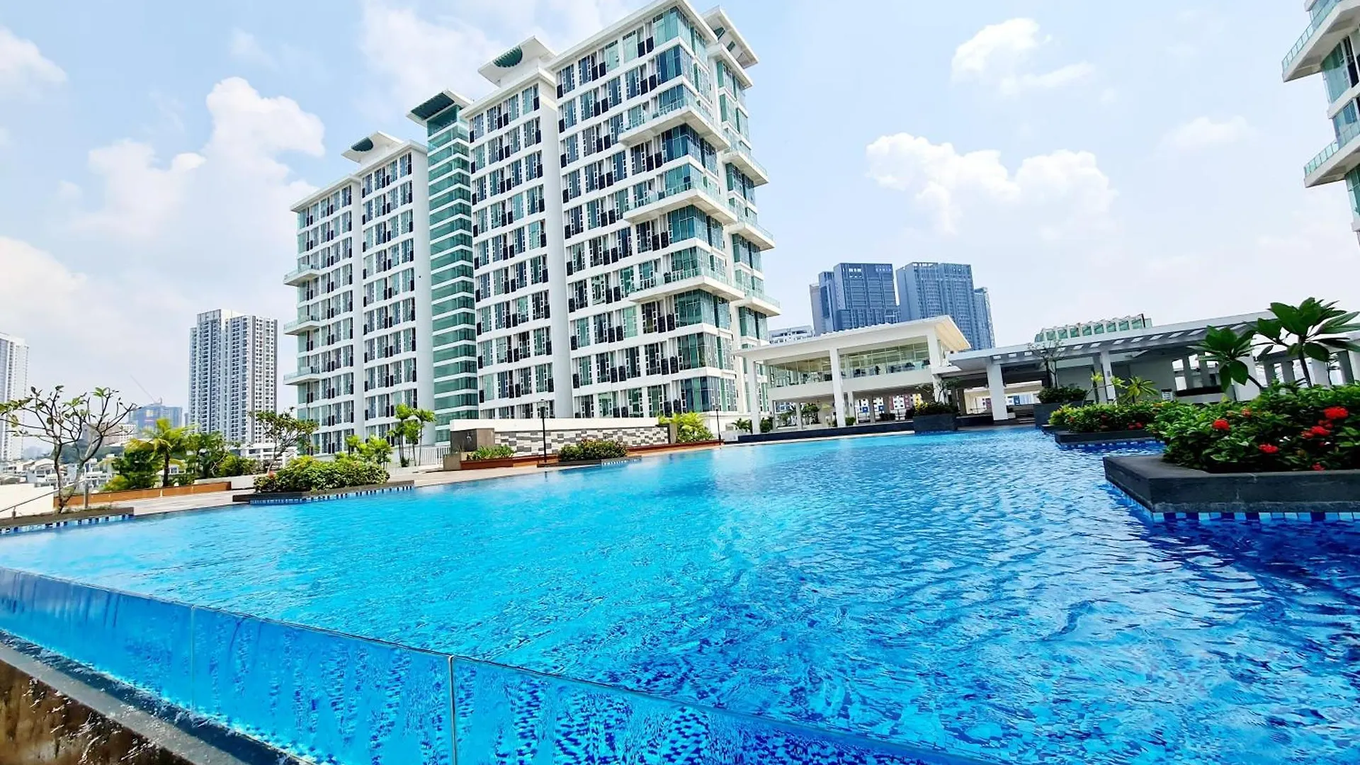 Garden Duplex Studio 7 Guest Old Klang Road Kuala Lumpur Mid Valley Pearl Point Bangsar Bangsar South Bukit Jalil Taman Desa Ml Apartment